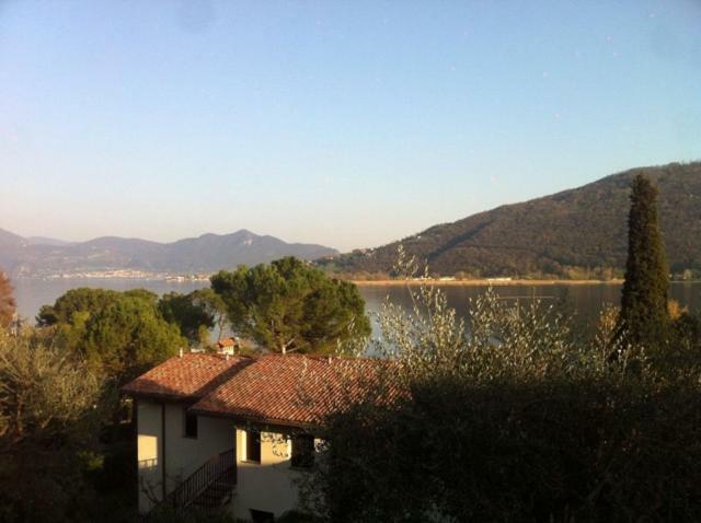 Sarnico Terrazza Sul Lago Di Iseo Buitenkant foto